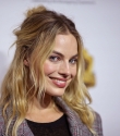 Margot_Robbie_004~0.jpg