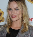 Margot_Robbie_016~0.jpg