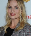 Margot_Robbie_019~0.jpg