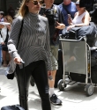 hqcelebcorner_28229-2~0.jpg